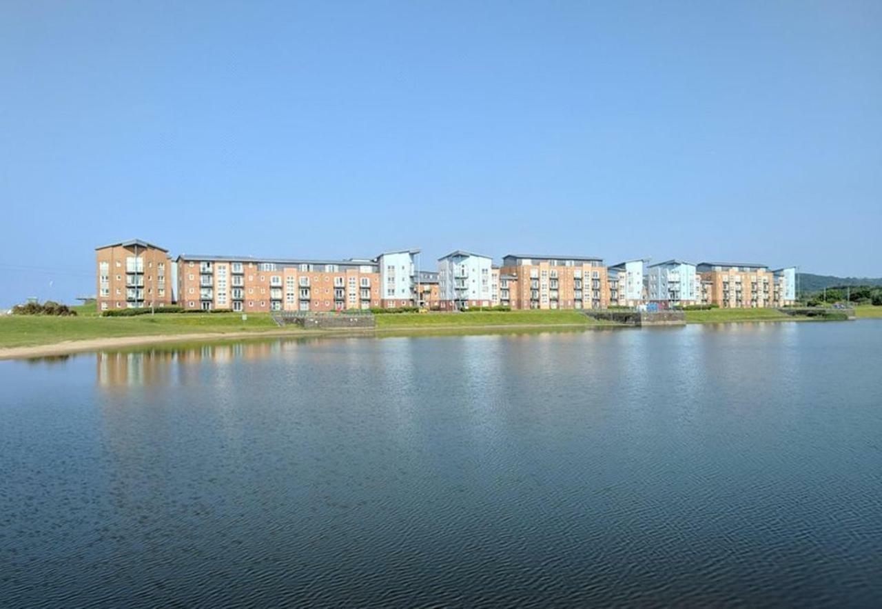 Beach Front Ground Floor Apartment Лланелли Экстерьер фото